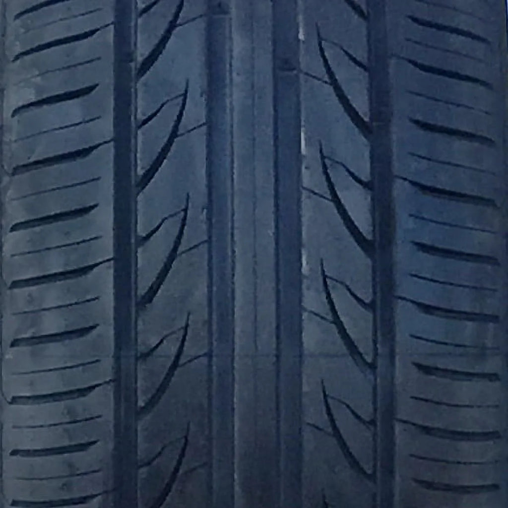 2 New All Season Ultra High Performance Tires 235/40ZR18 95W XL O270450