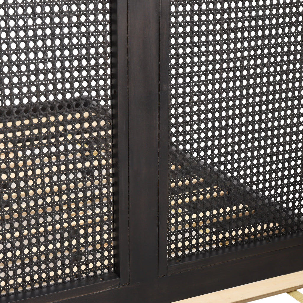 Acacia Wood and Rattan Queen Bed S421015