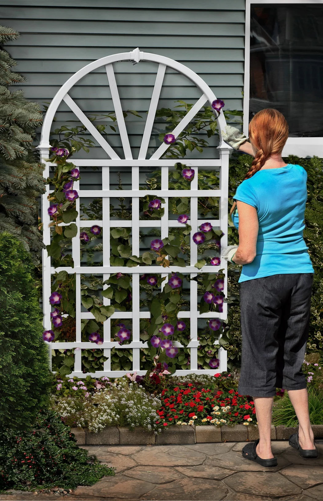 White Vinyl Trellis D79049