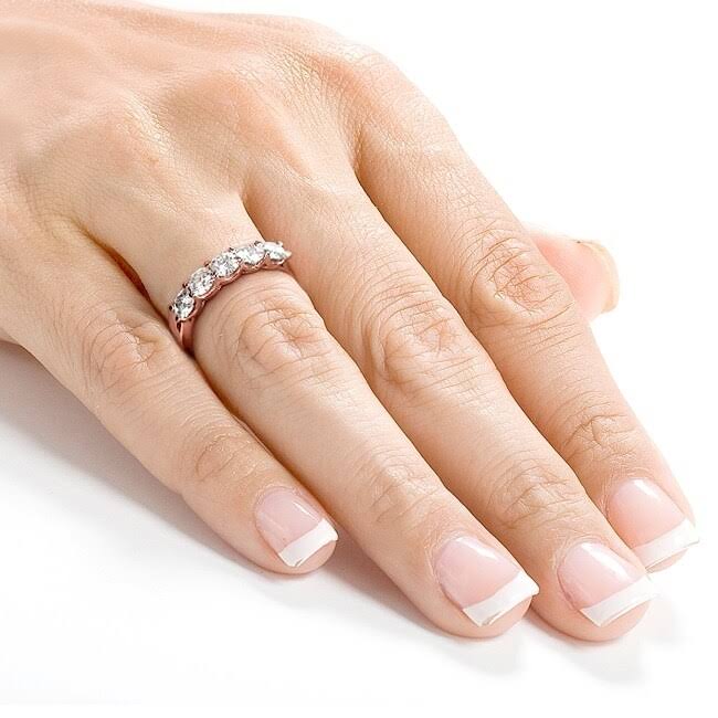 4/5 Carat Round Brilliant Near Colorless Moissanite Bridal Wedding Band Z2435