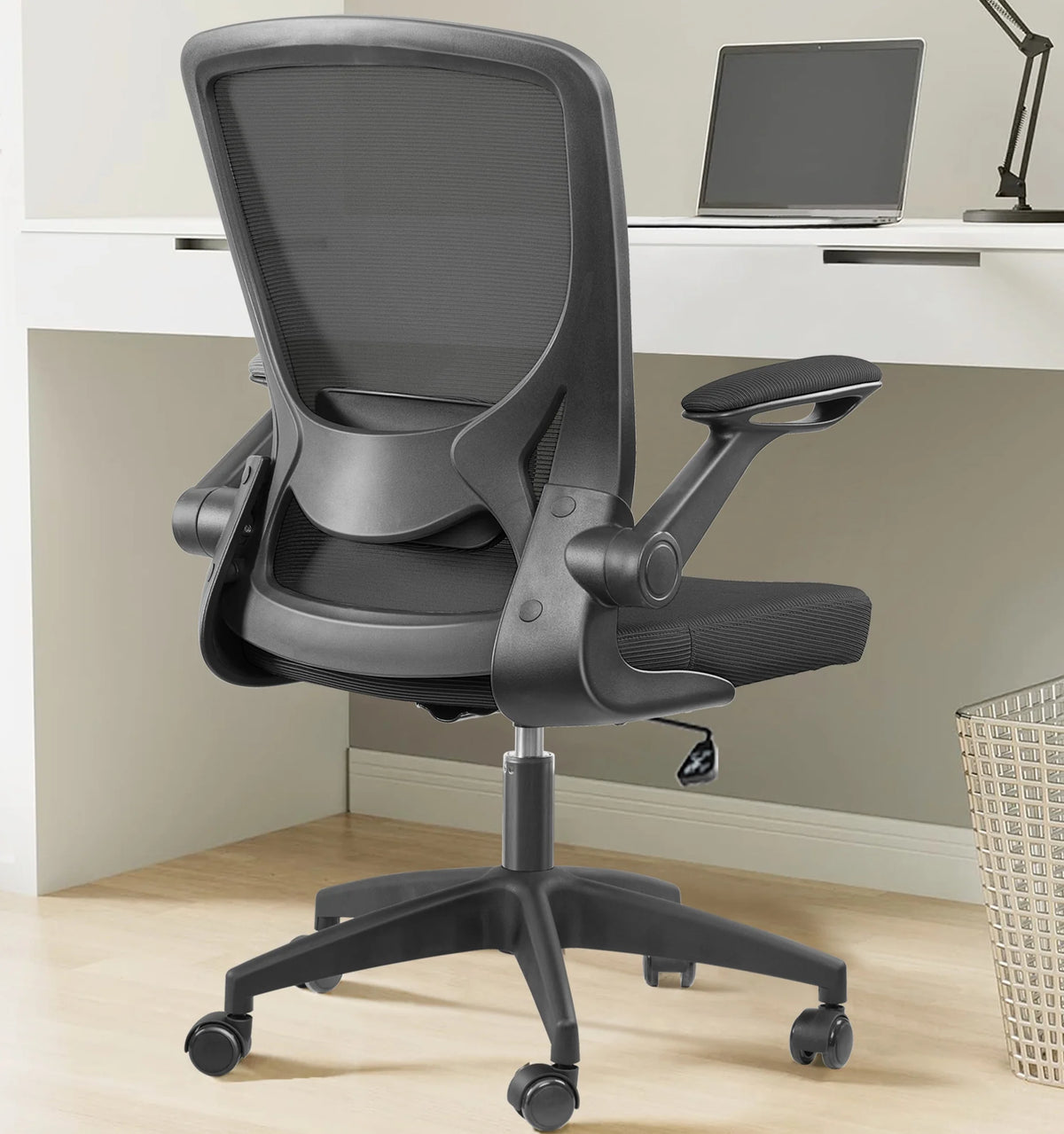 Black Ergonomic Mesh Office Chair with Lumbar Support I3851