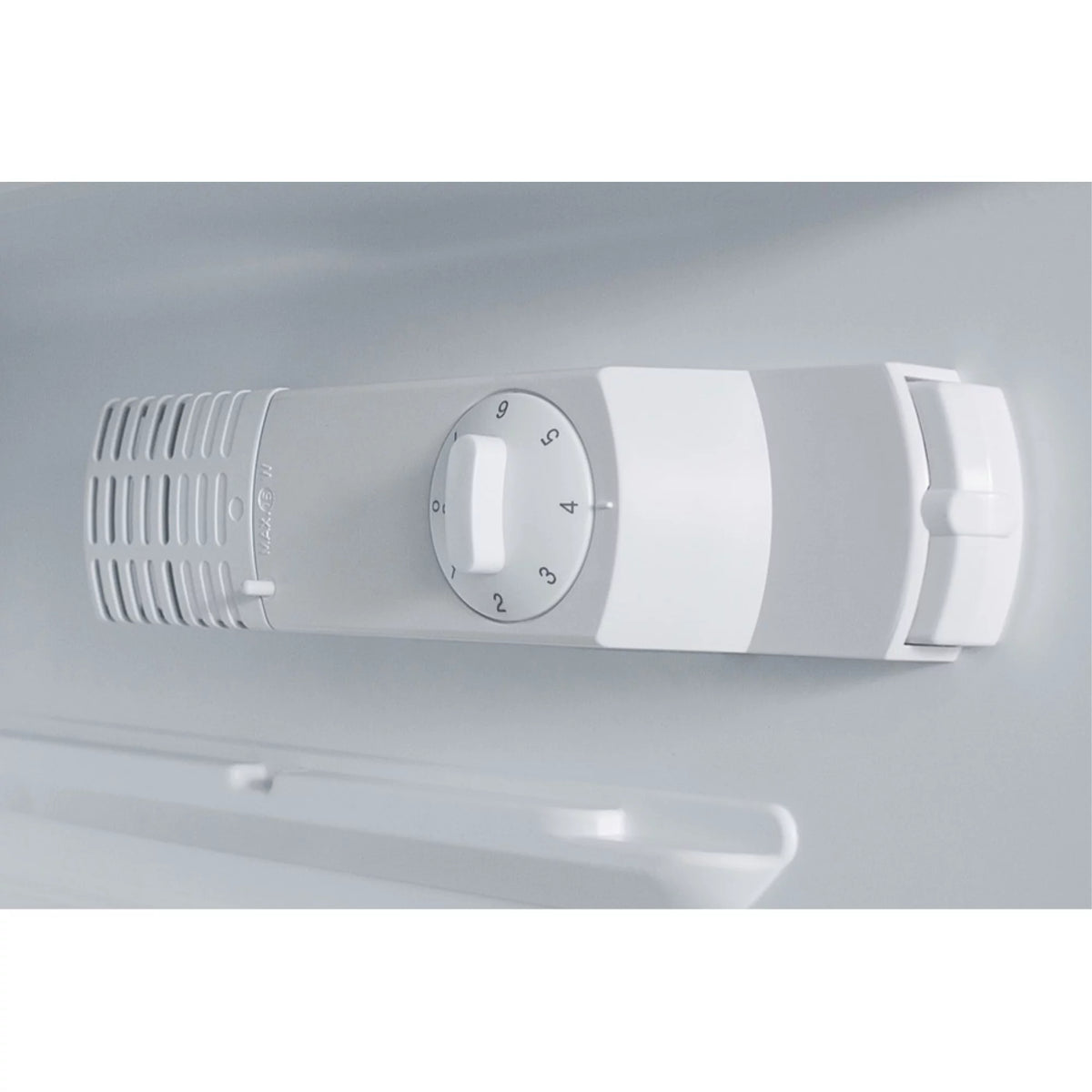 Compact Refrigerator K825827