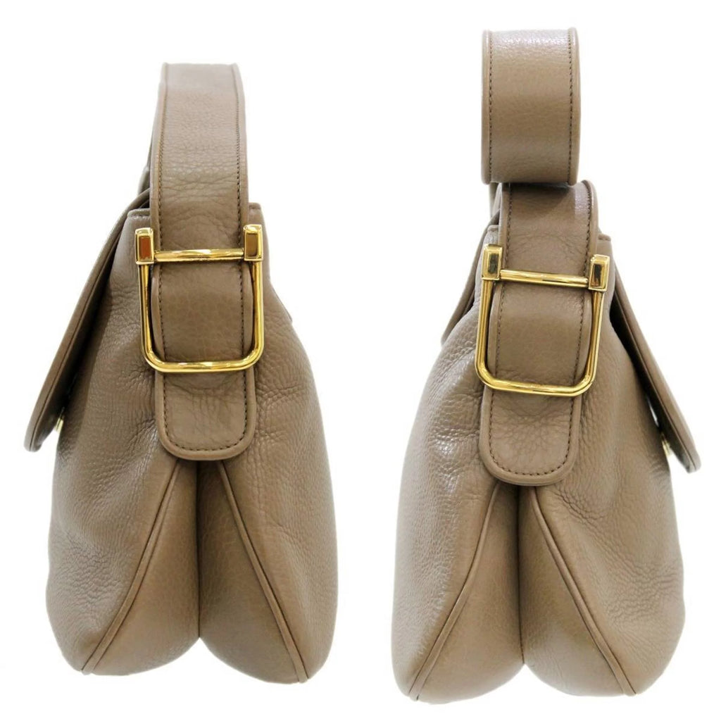 Pre-Owned Leather Shoulder Bag U63169