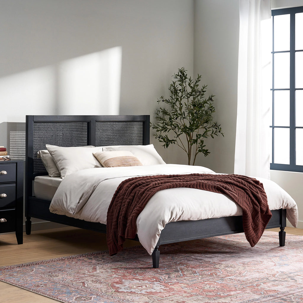 Acacia Wood and Rattan Queen Bed S421015