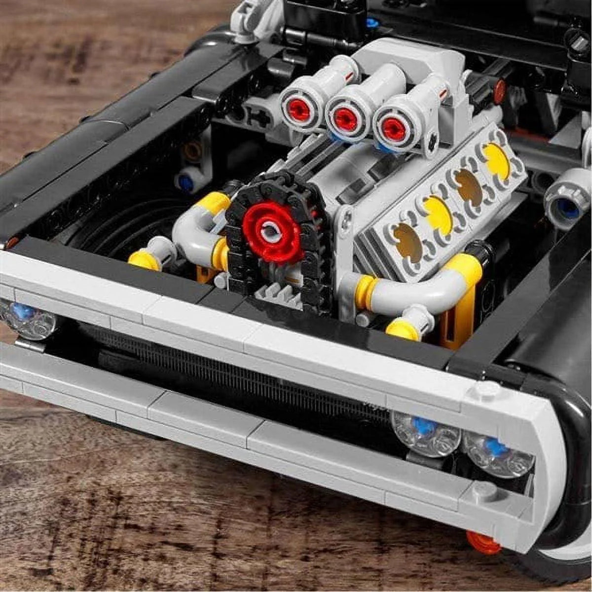 Race Car Building Set 1,077 Pieces M175