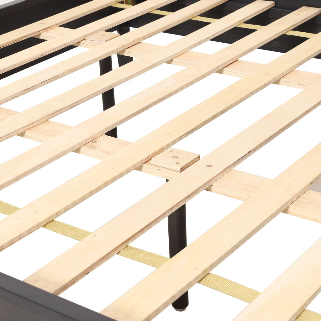 Acacia Wood and Rattan Queen Bed S421015