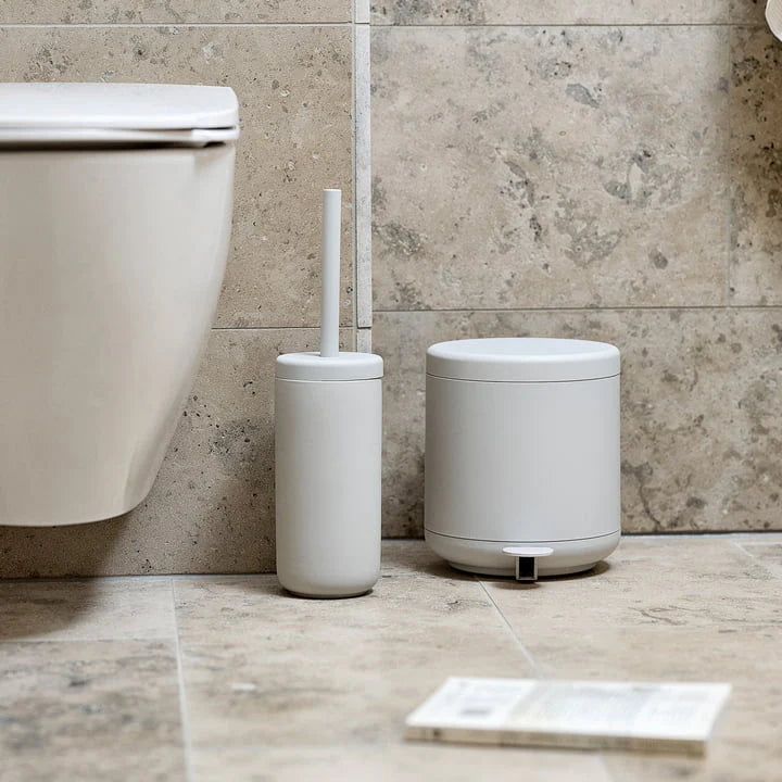 Toilet Brush White B548141
