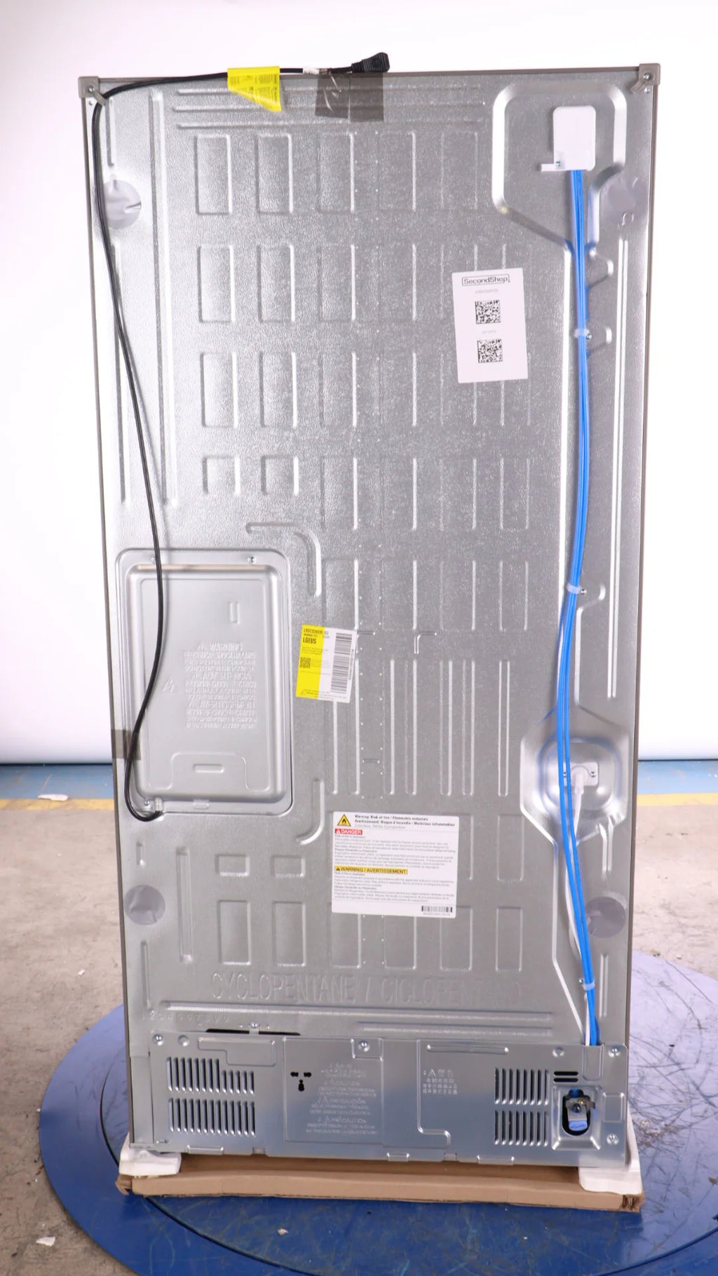 33 IN. 26 CU. FT. Stainless Steel Bottom Freezer Refrigerator P11069
