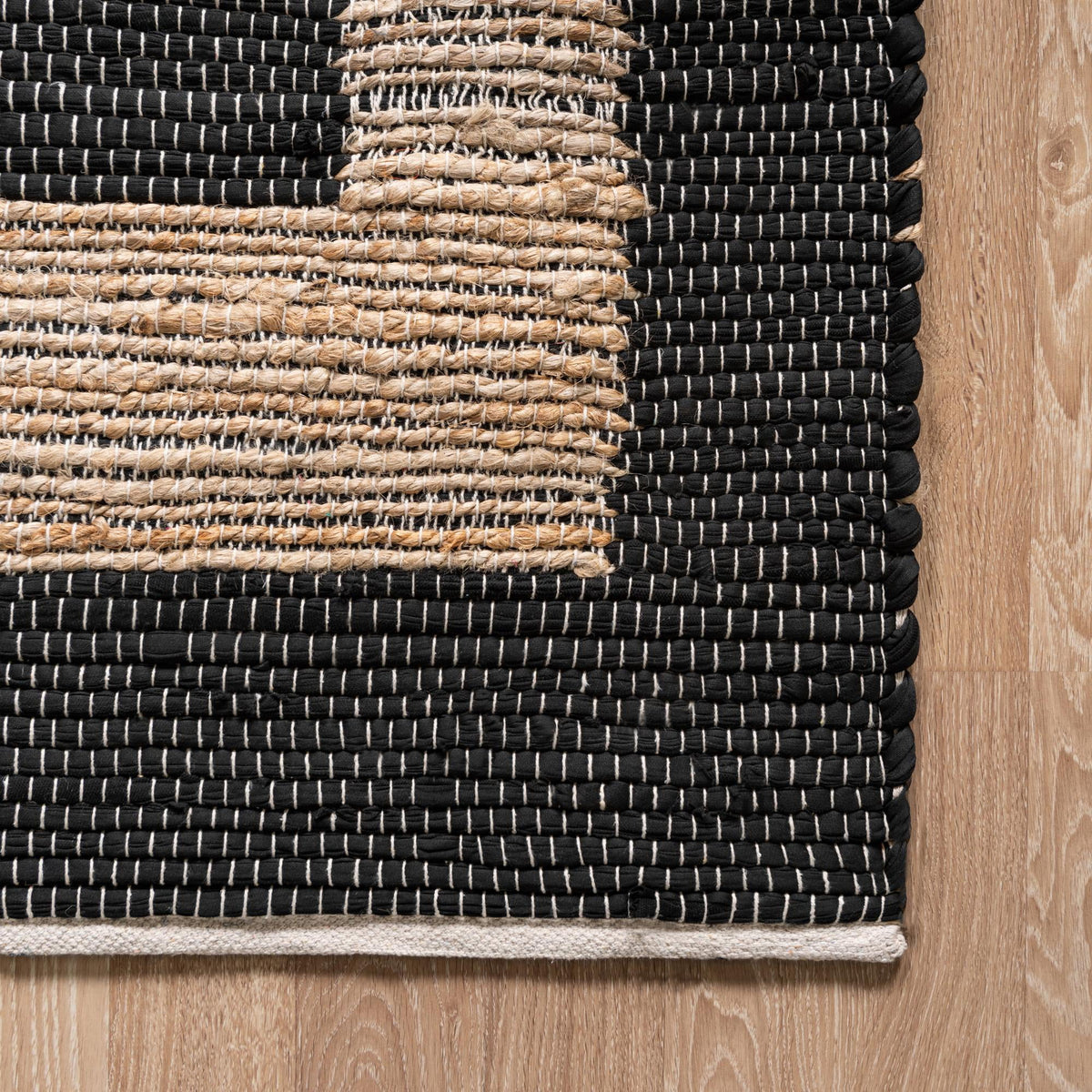 Black Navy Blue 9' x 12' Jute Rug I885