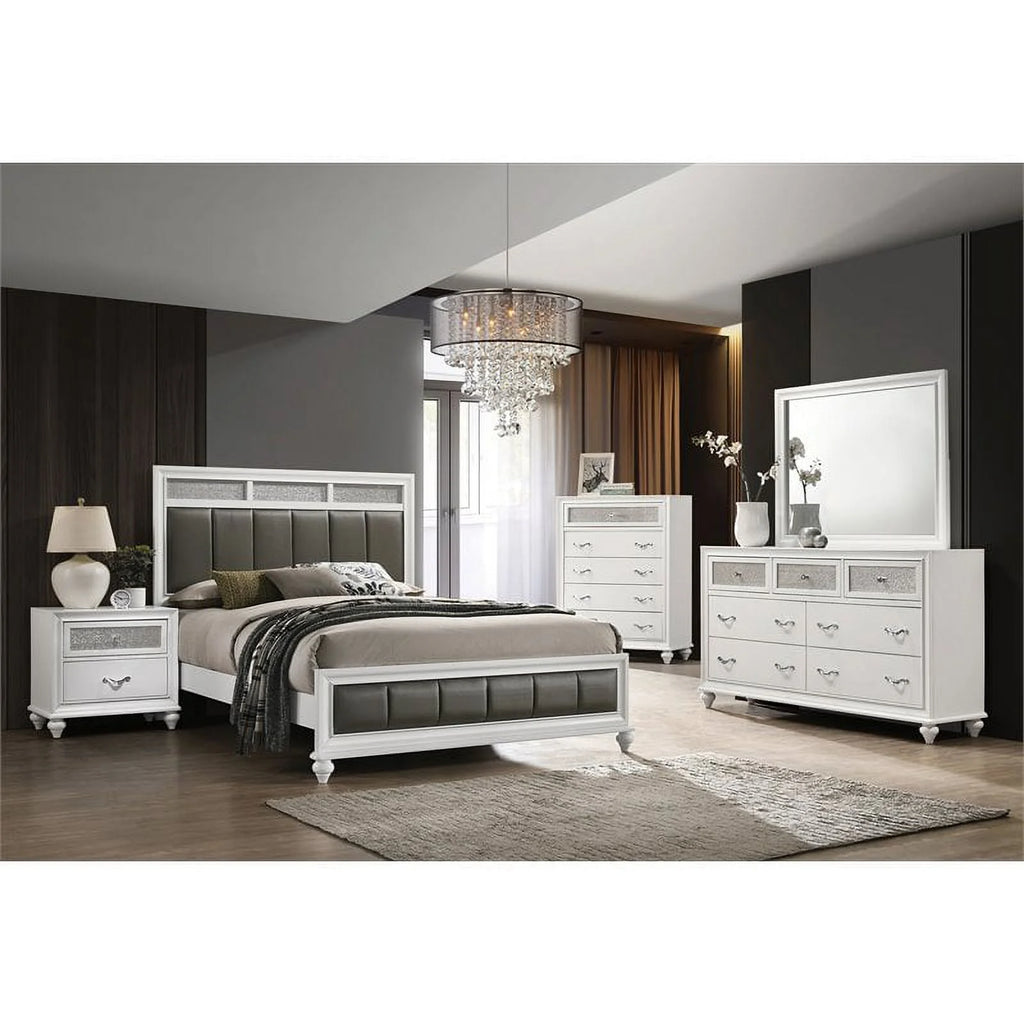 White 4-piece Eastern King Panel Bedroom Set U762966